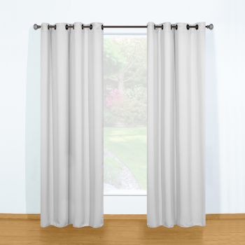 CORTINA BLACKOUT CON ARGOLLAS BLANCO